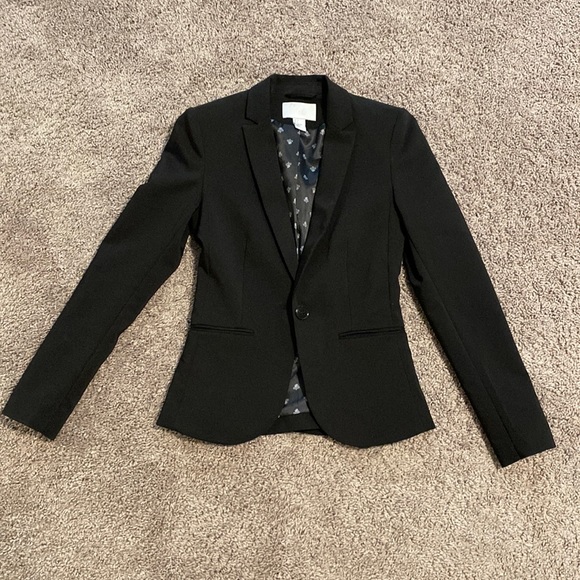 Black H&M fitted blazer jacket